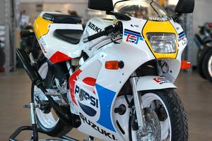 Suzuki RGV 250 PEPSI 1989
