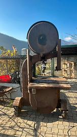 Sega elettrica a bindello