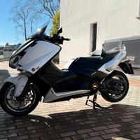T max 530 ABS 2013