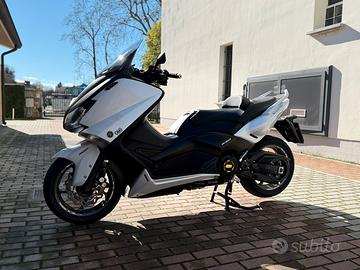 T max 530 ABS 2013