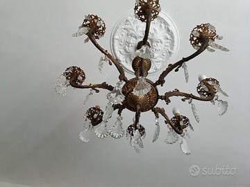 Lampadario antico in ottone e cristallo 