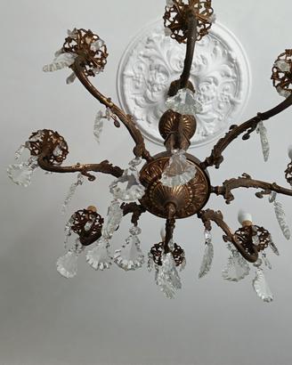 Lampadario antico in ottone e cristallo 