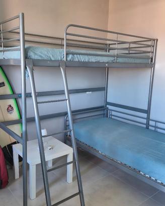 letto a soppalco e letto singolo