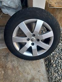 vedo cerchi in lega con gomme antineve 195/75/16 