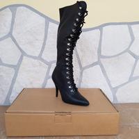 Stivali in pelle nera tacco 11