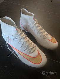 Scarpe da calcio Nike per ragazzino n. 40