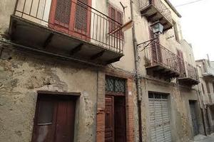 Appartamento di 158 mq + garage di 100 mq