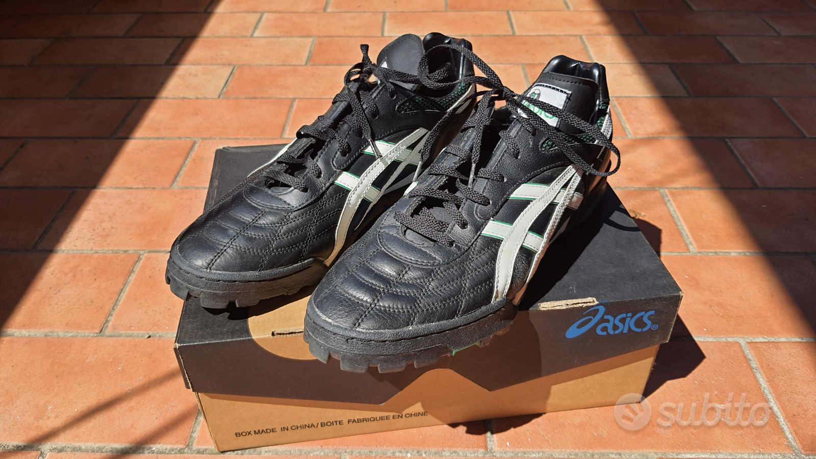 Scarpe da cheap calcio asics tiger