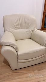 Poltrona beige in pelle