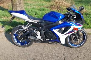 SUZUKI GSX-R 600