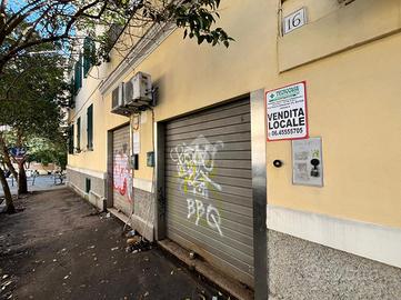 NEGOZIO A ROMA