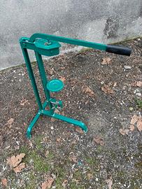 Tappatrice a leva Mr Mondial