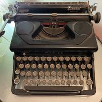 Macchina da scrivere vintage