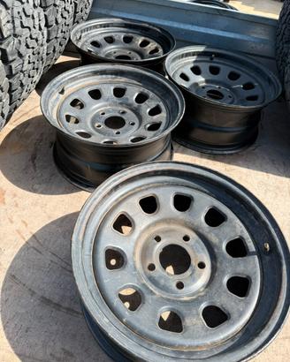 Cerchi jeep 17x8 modello daytona