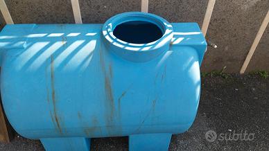 cisterna per acqua in plastica resistente 