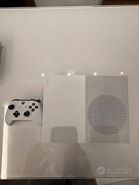 XBOX ONE S 1TB