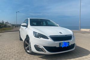 Pegeout 308 bluehdi full led full optional