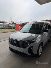 Ford Tourneo Courier 1.0 ecoboost   IVA COMPRESA