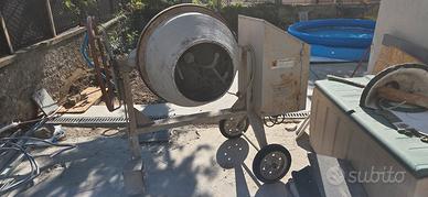 betoniera con presa 220