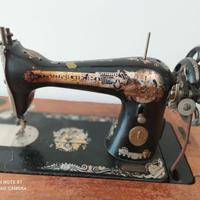 Macchina da cucire Singer vintage
