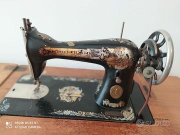 Macchina da cucire Singer vintage