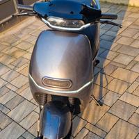 HORWIN EK3 Scooter Elettrico 125 L3e-A1 Grigio