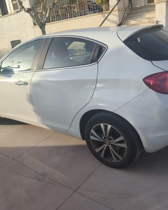 Ricambi Alfa Romeo Giulietta 1.6 JTDM 105 CV