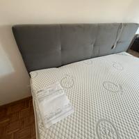 Topper matrimoniale 160x190 praticamente nuovo