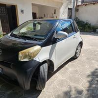 TOYOTA iQ - 2009