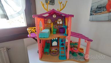 casa enchantimals con 4 bambole