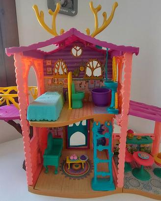 casa enchantimals con 4 bambole