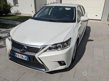 Lexus CT200h - Allestimento Business