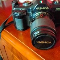 macchina fotografica yashica 
