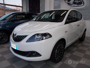 Lancia Ypsilon 1.0 FireFly 5 porte S&S Hybrid...