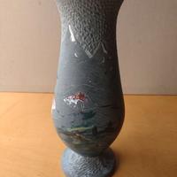 Particolare vaso anni '60 in pietra