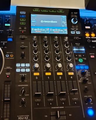 Pioneer DJ Xdj-Xz + Flight case rigido Magma con r