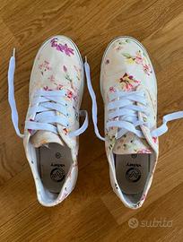 sneakers a fiori con lacci basse da donna nr 39