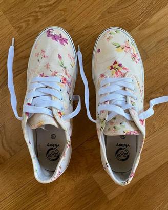 sneakers a fiori con lacci basse da donna nr 39