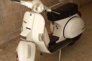 Piaggio vespa px arcobaleno 1983