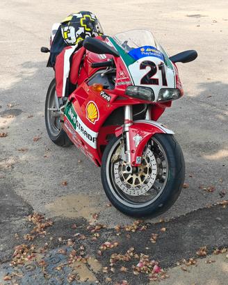 DUCATI 748 