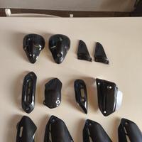 Lotto carbonio Ducati Monster e hypermotard