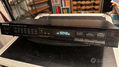 Sintonizzatore Pioneer F551