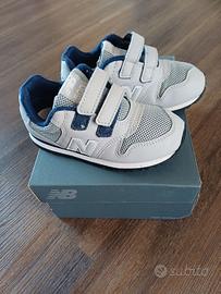 Scarpe bambino New Balance 25