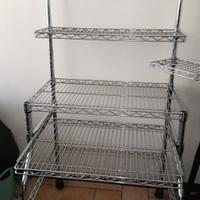Scaffale in metallo cromato
