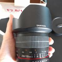 Samyang 10 mm 2.8 attacco Canon
