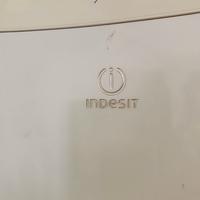 Frigorifero 180 cm GRAFFITI INDESIT
