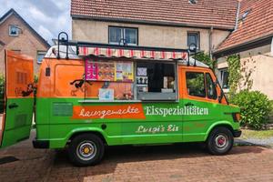 Furgone dei gelati mercedes