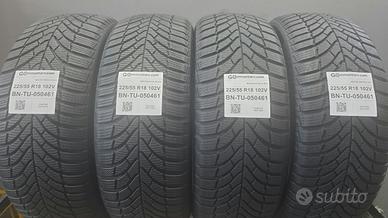 4 Pneumatici Diff. Ant 225/55R18 Post 225/55R18 Pr