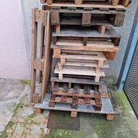 Bancali in legno gratis