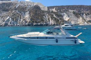 Barca a motore squalo 35